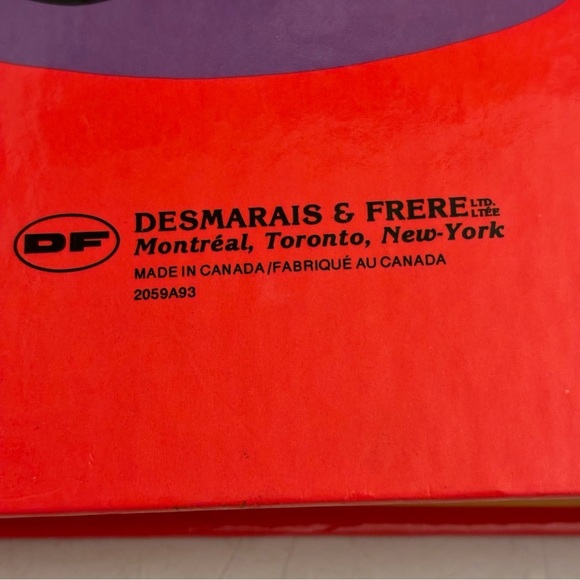 Vintage Disney Mickey Mouse Pluto red 3 ring binder made in Montreal Canada - Picture 4 of 11